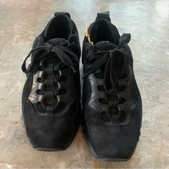 Acne‎ Studios Black Chunky Manhattan Sneakers - Picture 2 of 8